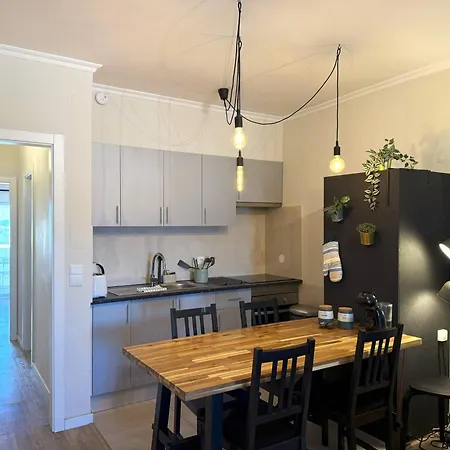 Go4portugal - Vilamagna - Luxe With Pool, Airco And Seaview Balcony