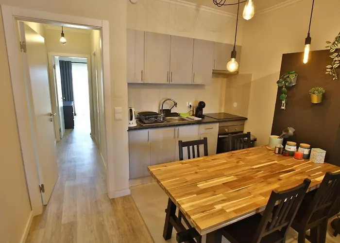 아파트 Go4portugal - Vilamagna - Luxe With Pool, Airco And Seaview Balcony
