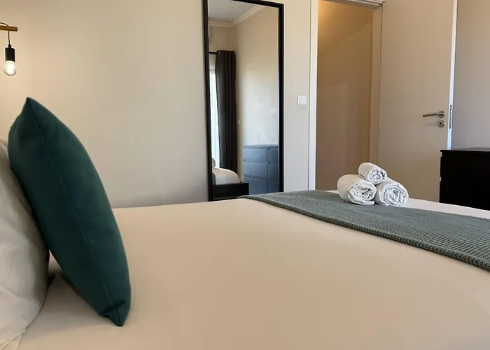 Go4portugal - Vilamagna - Luxe With Pool, Airco And Seaview Balcony 아파트