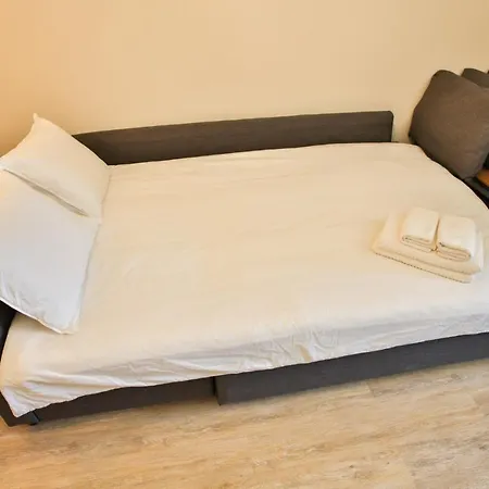 Апартаменты Go4portugal - Vilamagna - Luxe With Pool, Airco And Seaview Balcony Албуфейра