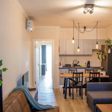 Go4portugal - Vilamagna - Luxe With Pool, Airco And Seaview Balcony *